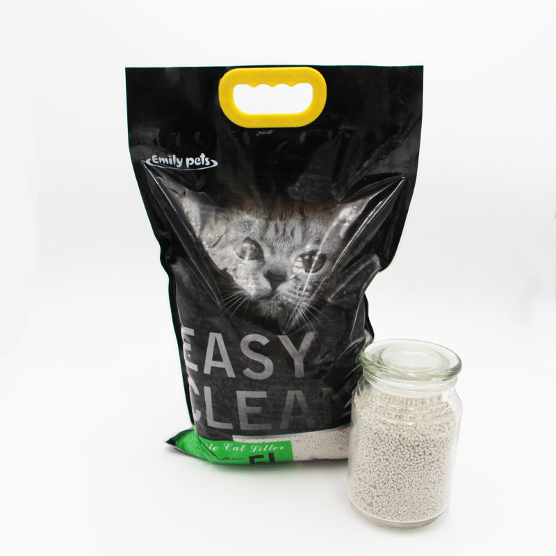 China Emily pets Factory produce brand wholesale Bentonite lemon cat litter