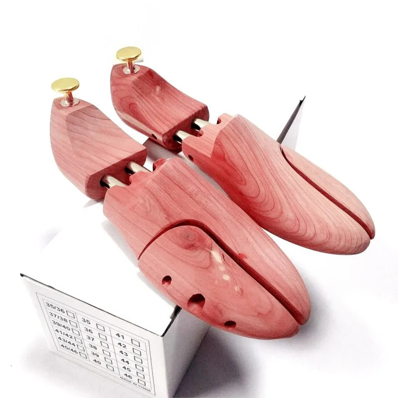 1 pair of wooden shoe tree stretching machine adjustable shoe rack organizer support shoe rack cedar wooden shoe stretching machine 241126