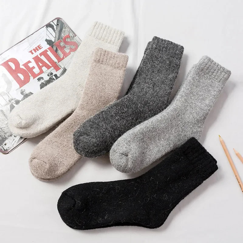 D Winter Thick Wool Socks Mens and Womens Warm Wool Socks Thick Plush Towel Socks Solid Color Wool Socks 241126