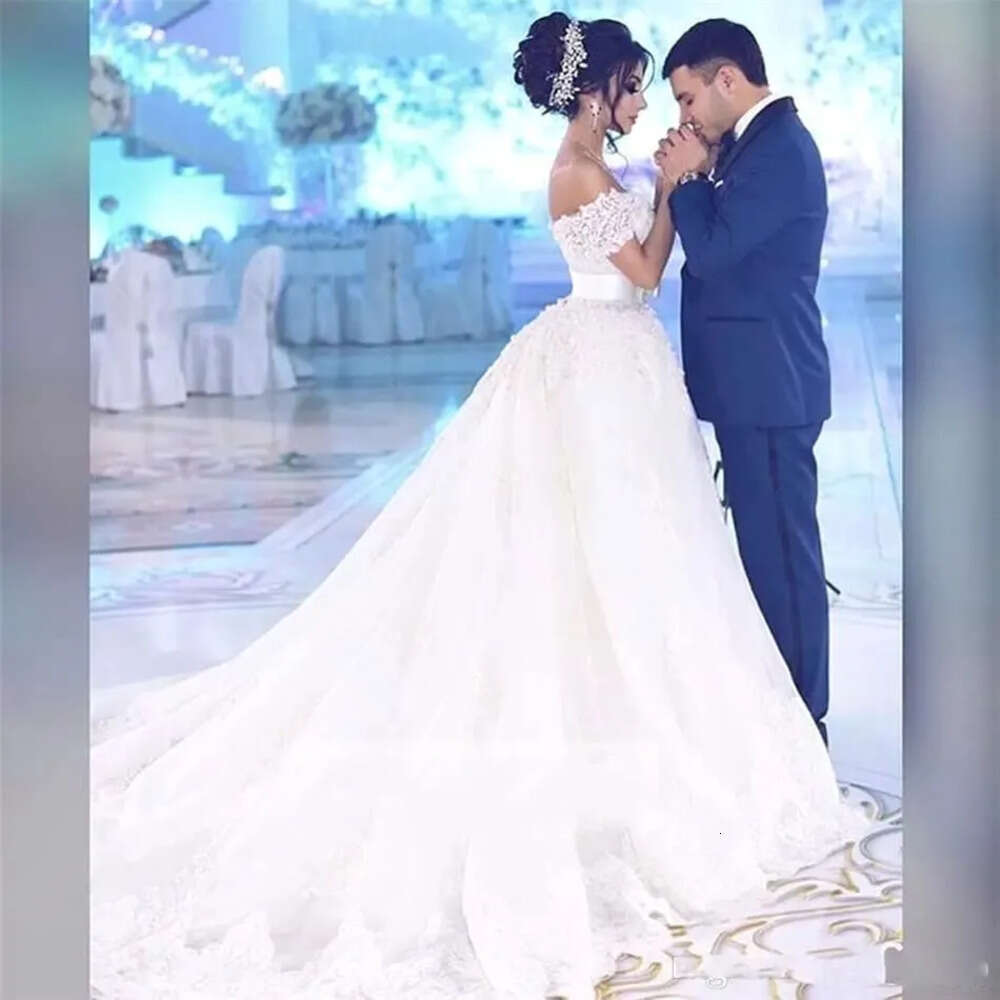 Lace The Ofrabic Dresses Shoulder Appliques Beaded Pearls Wedding Dress Detachable Skirt Plus Size Bridal Gowns Robe De Mariee 6660306
