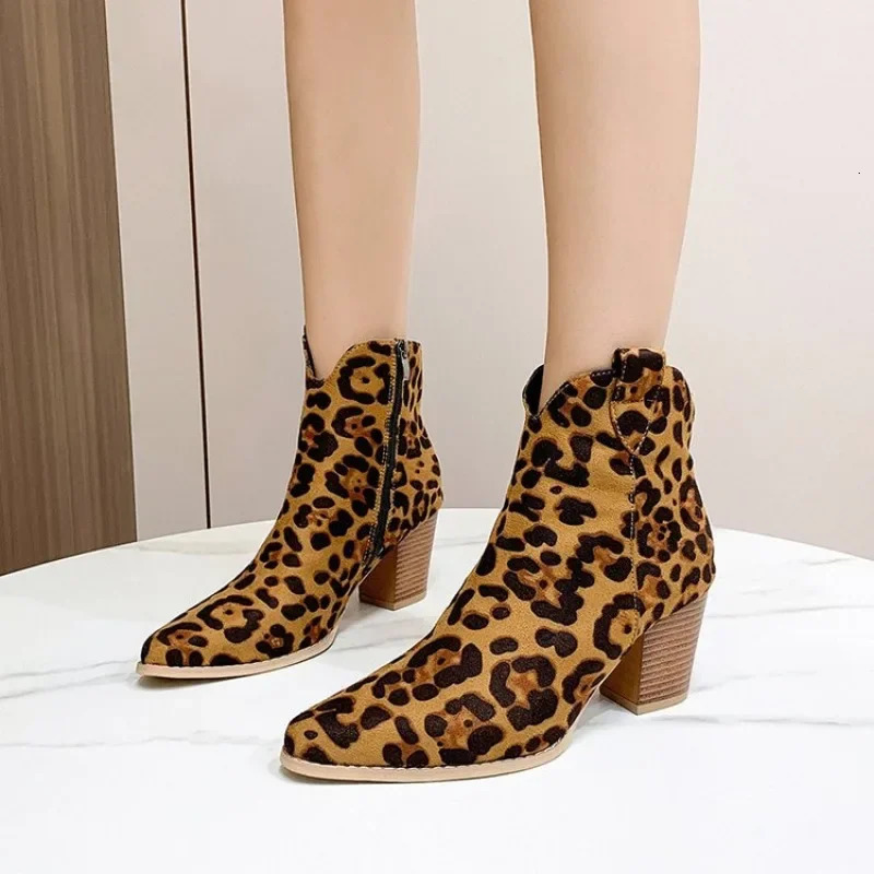 Ankle Boots Womens High Heel Shoes Womens Track Leopard Print Thick Heel Pointed Fashion Western Boots 241114