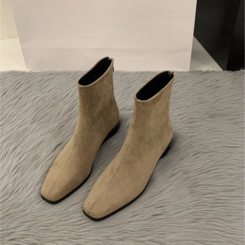 Thick Heel Suede Korean Small Ankle Boots Womens Shoes Autumn and Winter Everything with Cashmere Short Boots 241114