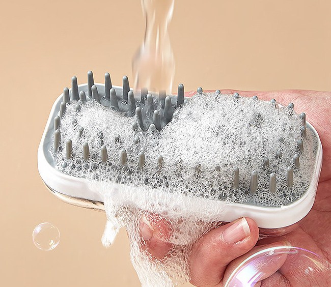 Hot Selling Pet Dog Cat Bath Grooming Hair Massage Brush Shampoo Dispenser for Cleaning & Bathing