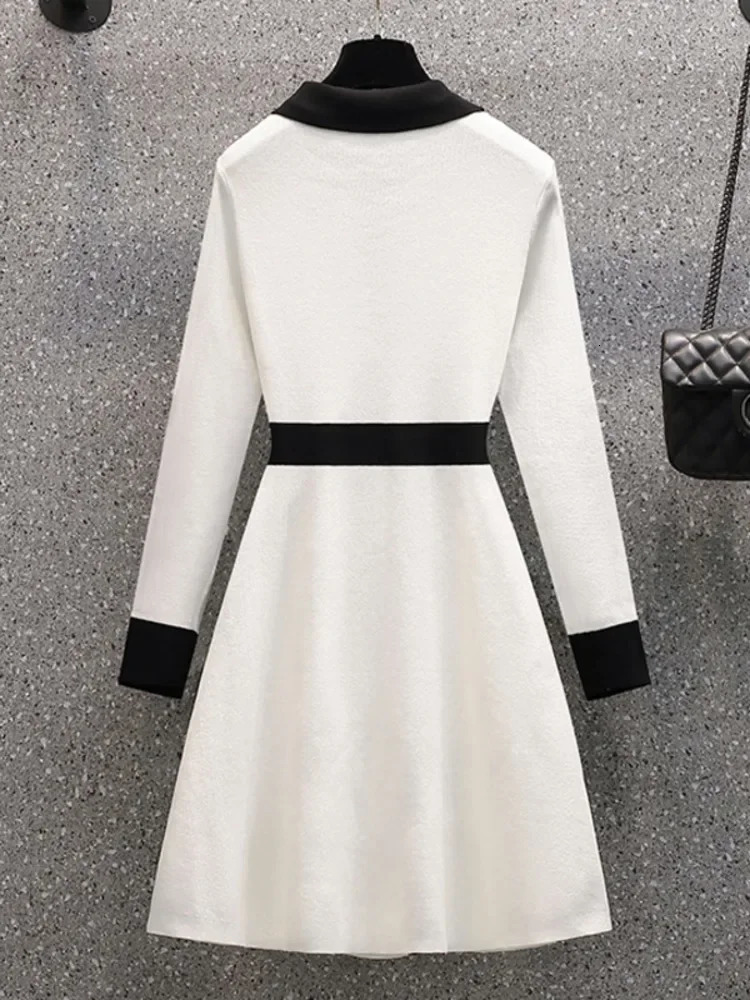 Small perfume autumn winter knitting sweater womens bow button retro party mini dress elegant casual chic gown women 241125