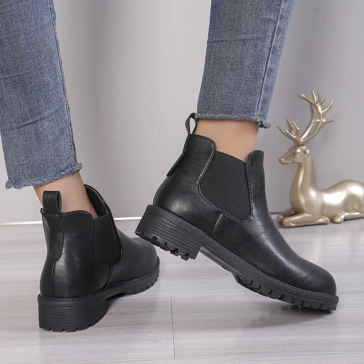 Womens Casual Chelsea Ankle Boots Round Toes Black PU Leather Short Boots Womens Comfortable Low Boots Slippery in Botas De Mujer 2024 241126