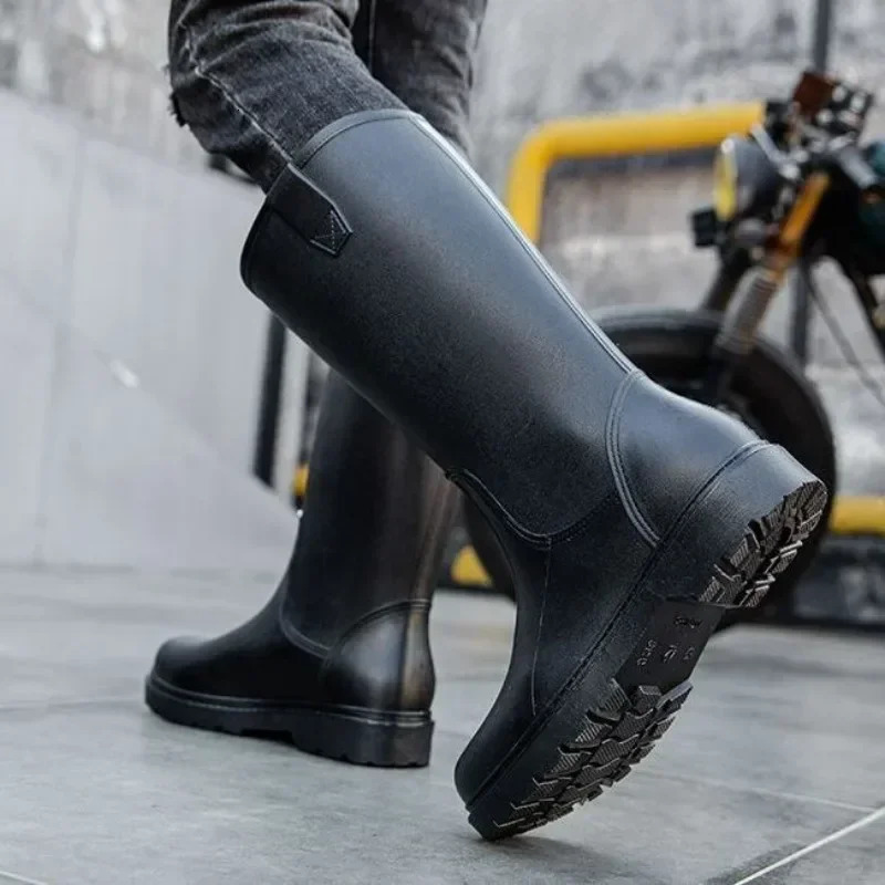 Fishing mens rain boots outdoor anti slip type of chewing gum mens shoes Galoshes suitable for urban use low heel waterproof supply well 241126