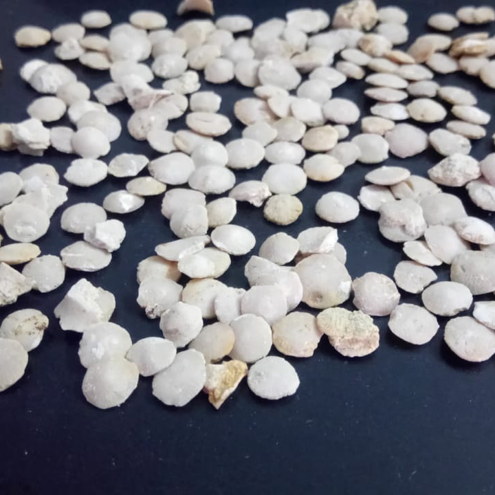EXPORTER OF BEST QUALITY AQUARIUM ACCESSORY & AQUARIUM ROUND SMOOTH FLAT GRAVELS PRICE PER TONE BULK SUPPLIER