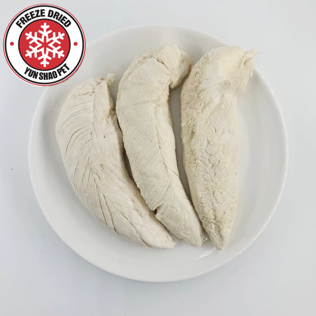 Top selling pet food LOW MOQ Freeze dried chicken heart pet treats for cats and dogs