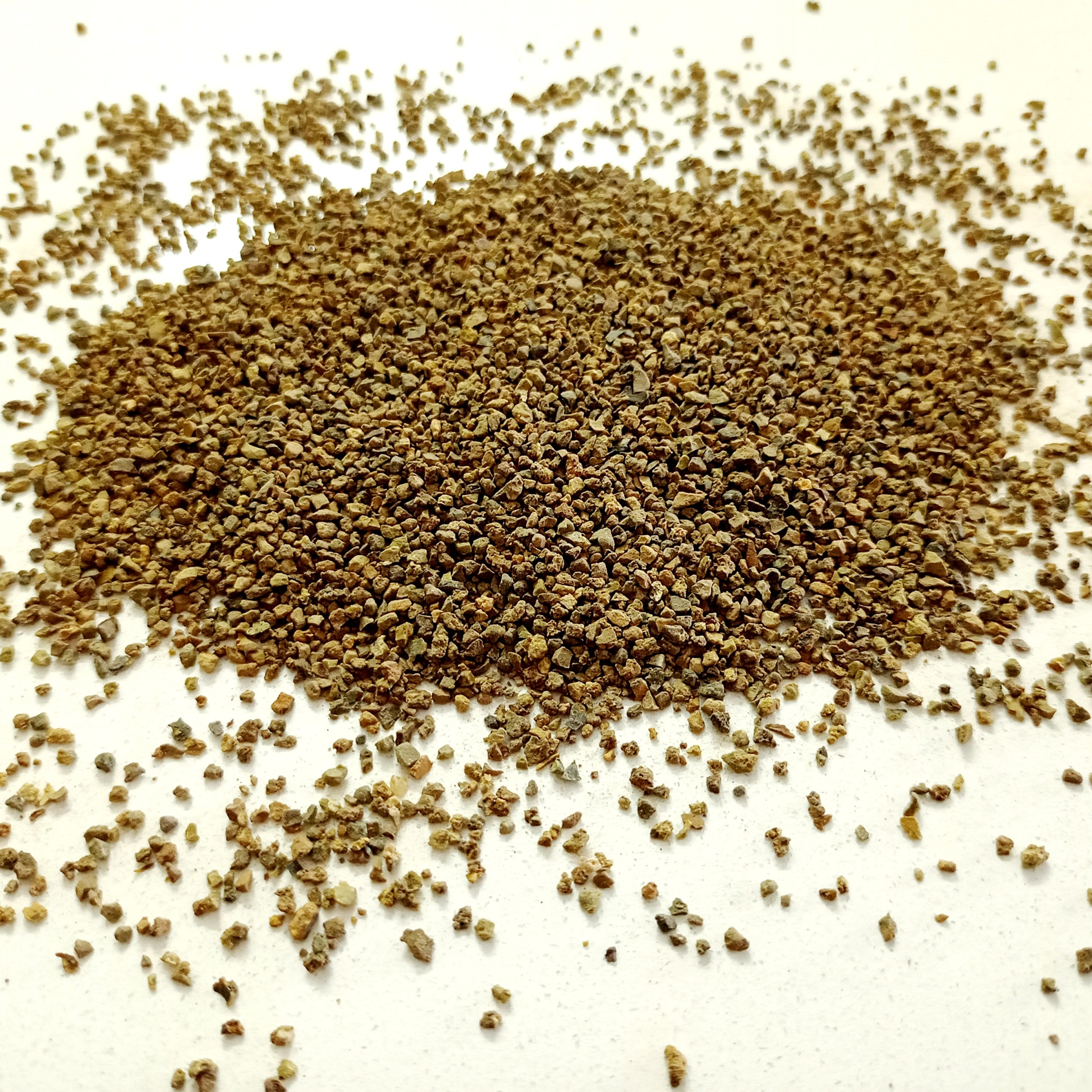 Hygienic bentonite yellow cat litter Pet Products Granular clamping price per ton in India FERTILIZER SPECIAL bentonite powder