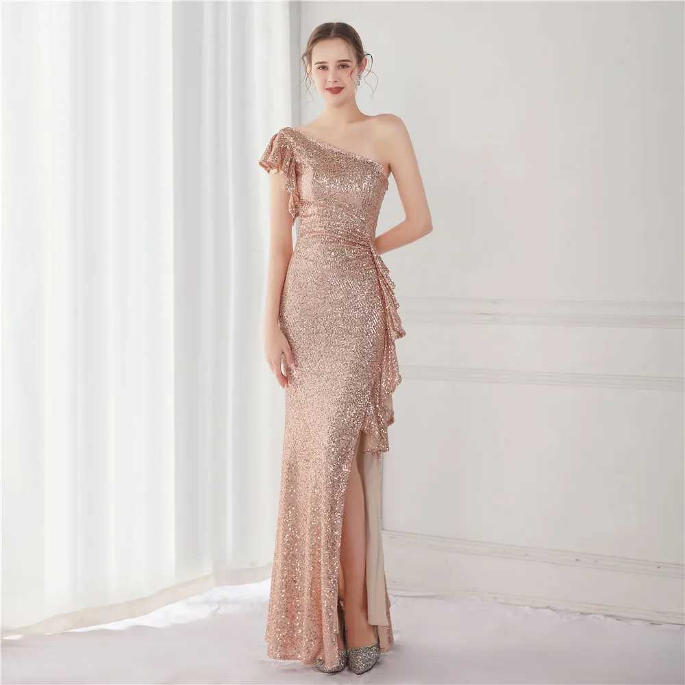Runway Dresses YIDINGZS Elegant One Shoulder Gold Sequin Dress Women Slit Evening Dress 2022 Party Maxi Dress Long Prom Dress Y240426