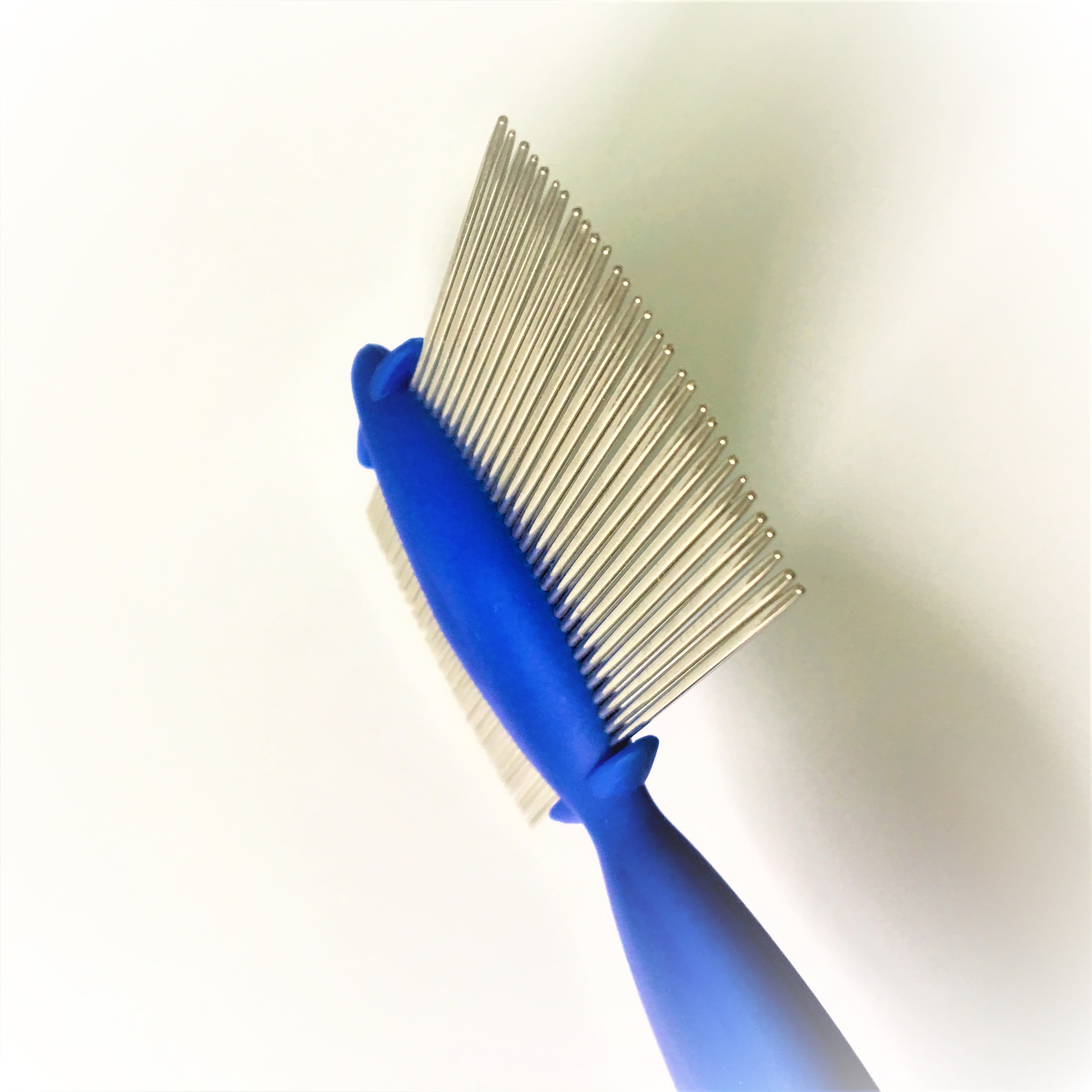 Easy-Use Small 2-Sided Pet Cat Anti Lice Nit Louse Flea Removal Advertising V Close Teeth Comb Remover With Custom Logo For Kids