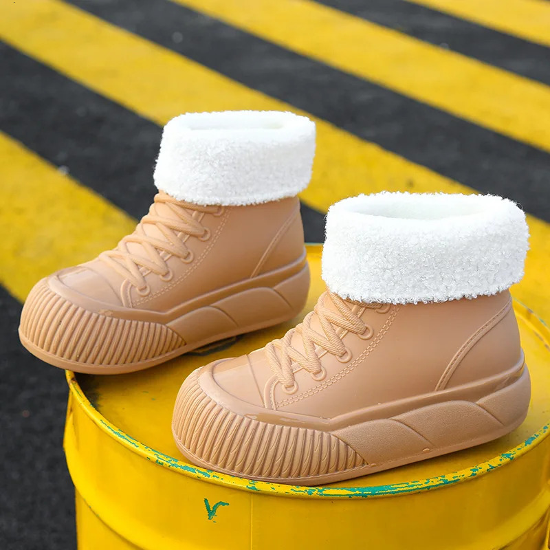 2025 pleated galoshes waterproof rain boots for womens rubber platform shoes 241126