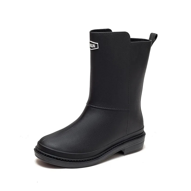 Womens rubber shoes fashionable small leg boots comfortable waterproof Galoshes womens work garden rubber boots discount 241126