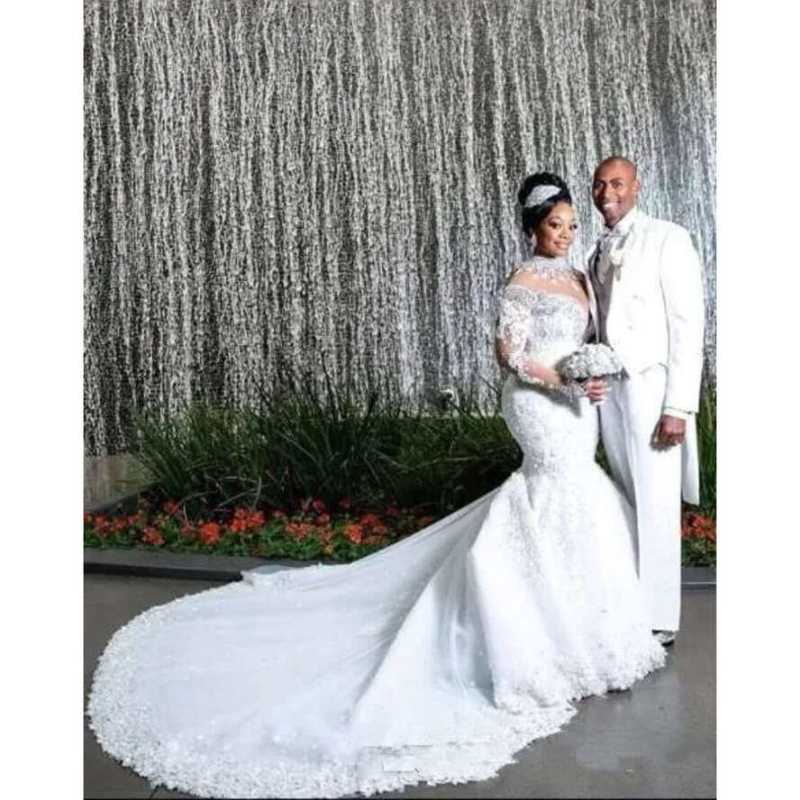2020 South African Mermaid Wedding Dresses Lace Crystals Beading Long Sleeves Bridal Gown High Sheer Neck Plus Size Dress Bc2480