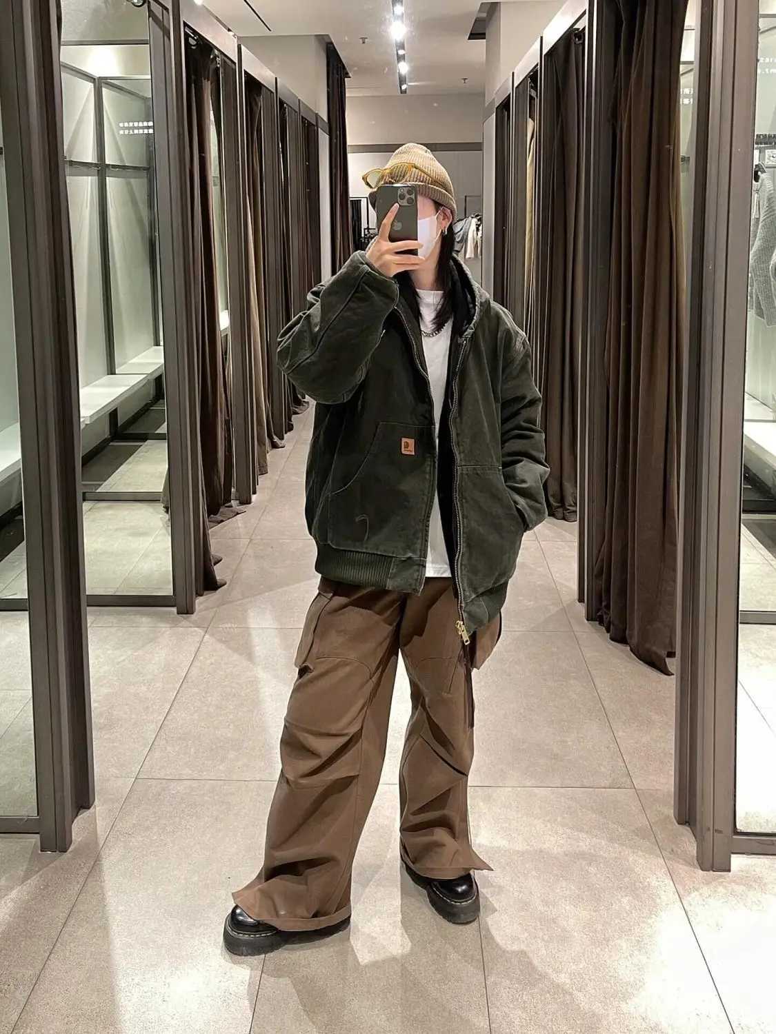 Men's Jackets Mens Tracksuits New Trend J130 Hooded Casual Simple Original Quilted Personalized Unique Tool Coat J241123