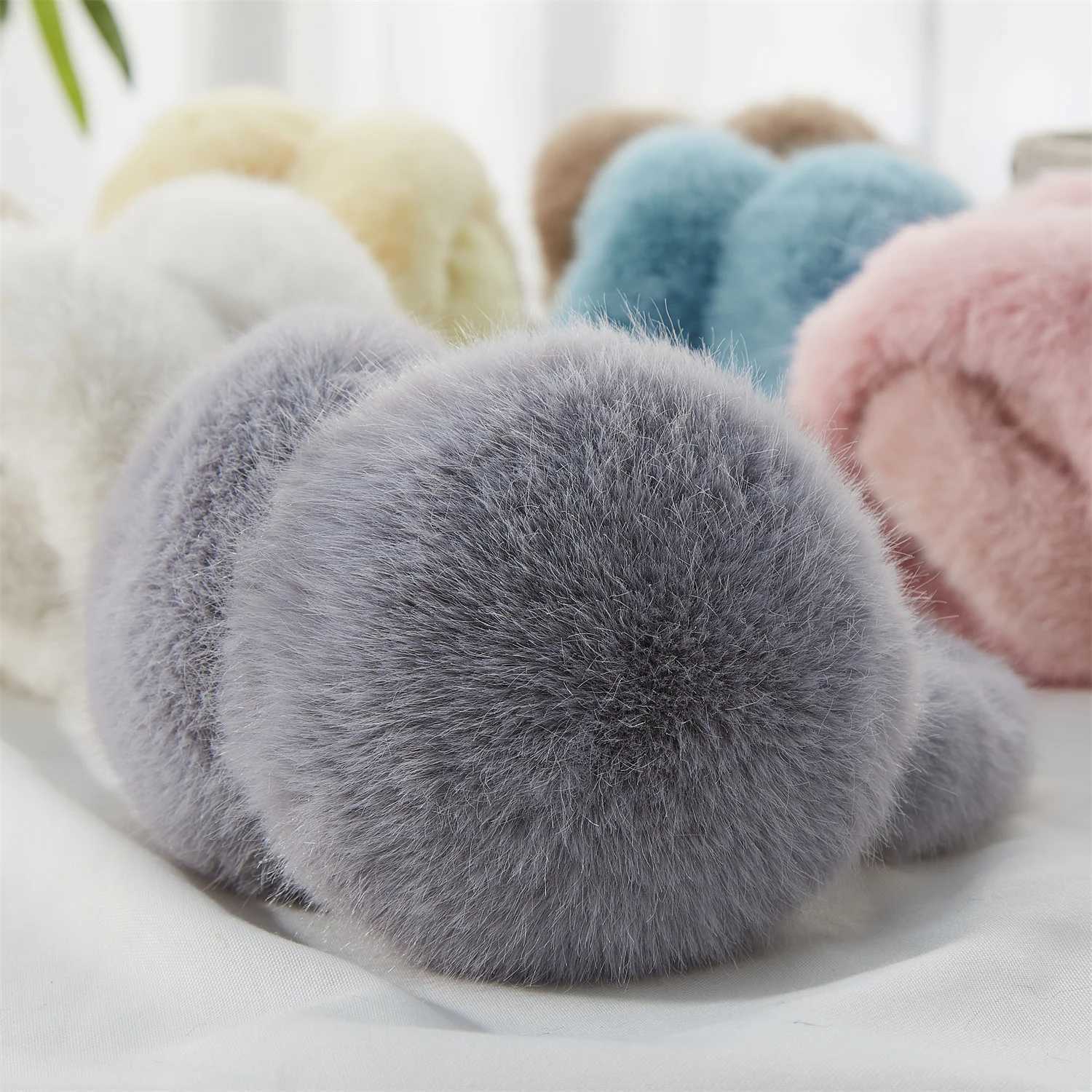 Anjj New Grey Foldable Earmuffs Fashion Cute High Quality Plush Thermal Earmuffs for Woman Man Christmas PresentXJ241126