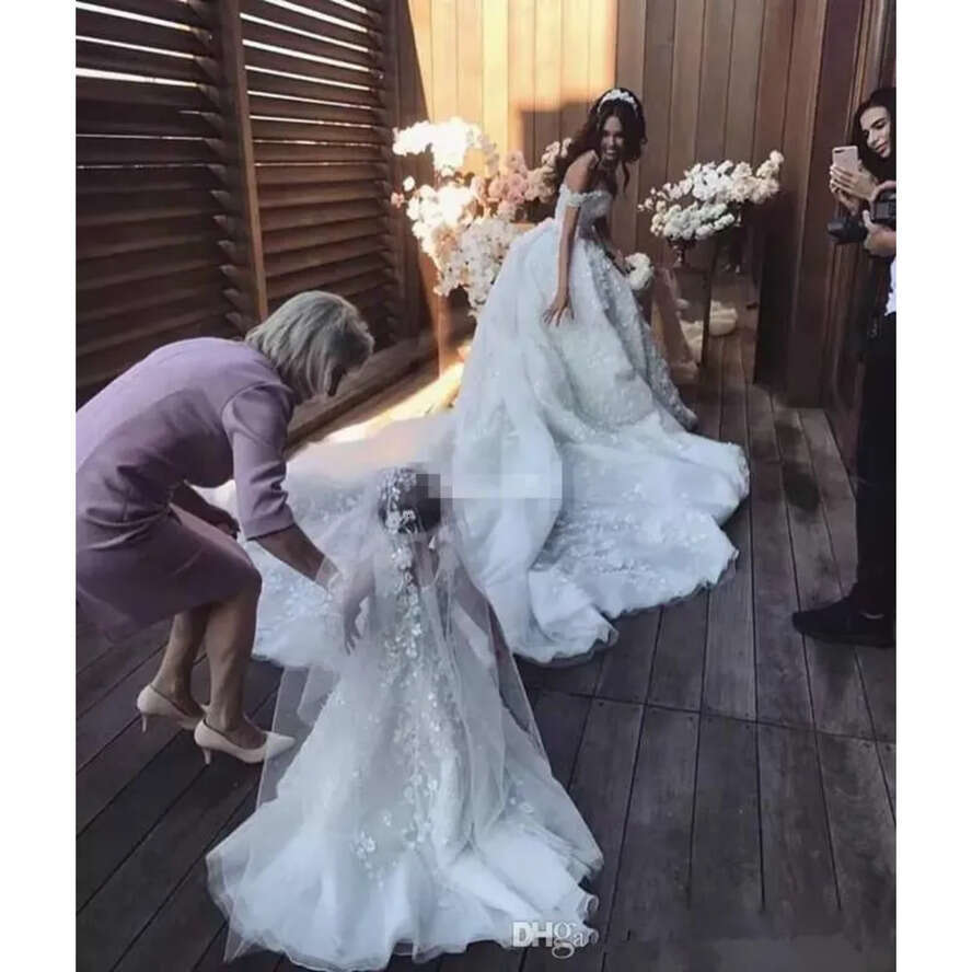 Saudi Dubai 3D Ral Lace Wedding Dresses Appliques African Ball Country Custom Vestido De Novia Formal Bridal Gown Arabic