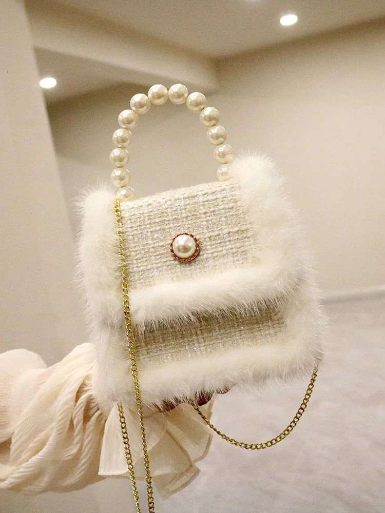 Original mink fluff pearl chain one shoulder portable messenger bag woolen material winter trendy womens 241125