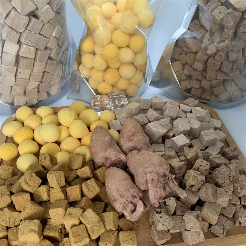 China Pet Treats Freeze Dried Chicken and Tuna High Protein Chicken Hearts