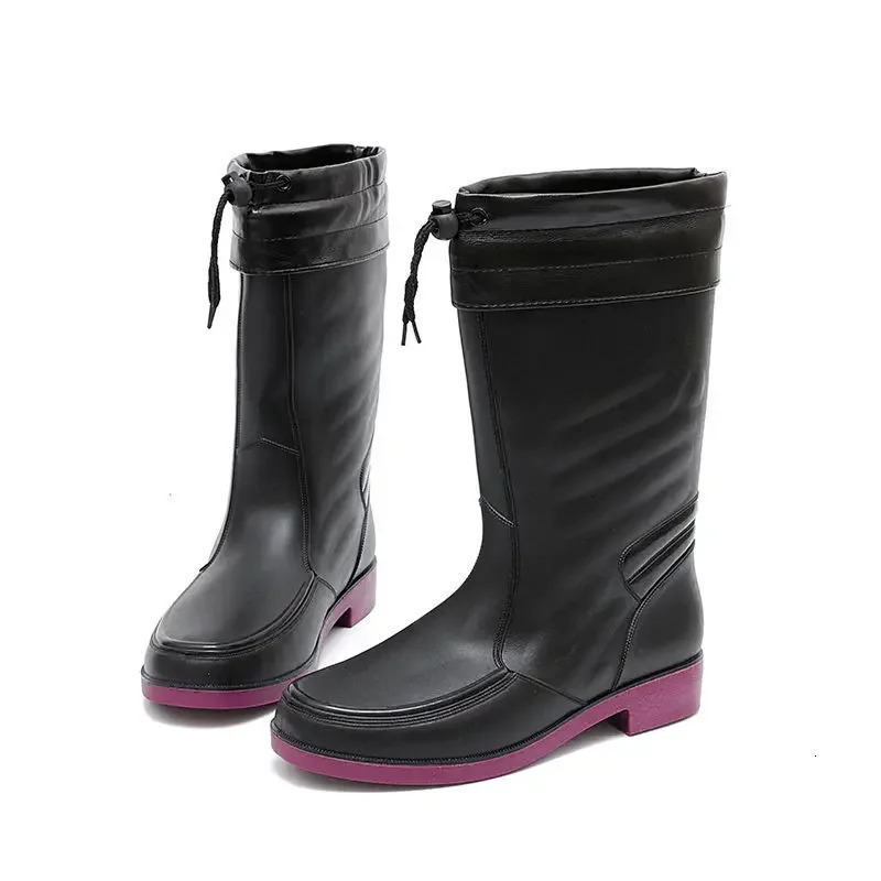 Mens waterproof and anti slip PVC fashionable mens rain boots lace free rubber wear-resistant Galohes City Garden 241126