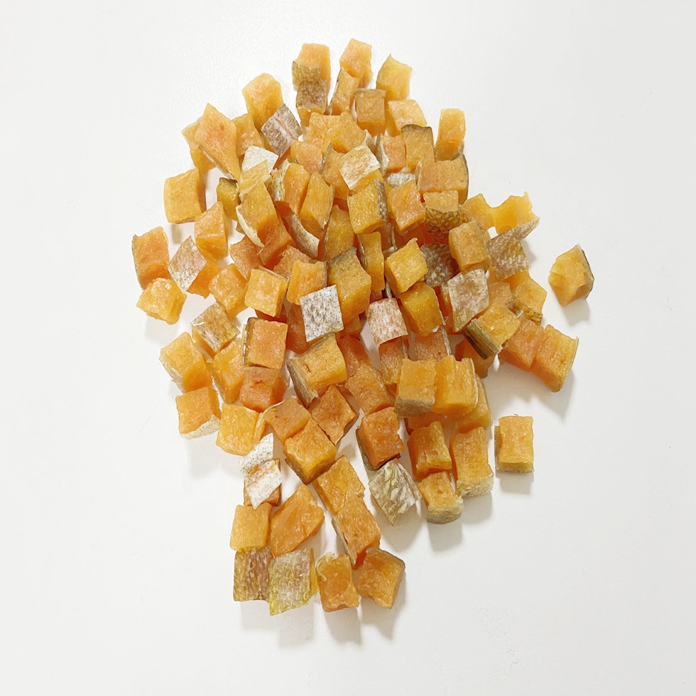 Wholesale Natural Cat Treats Snacks Pet Salmon Cube Cat Treats Salmon Cat Snack pet Treats