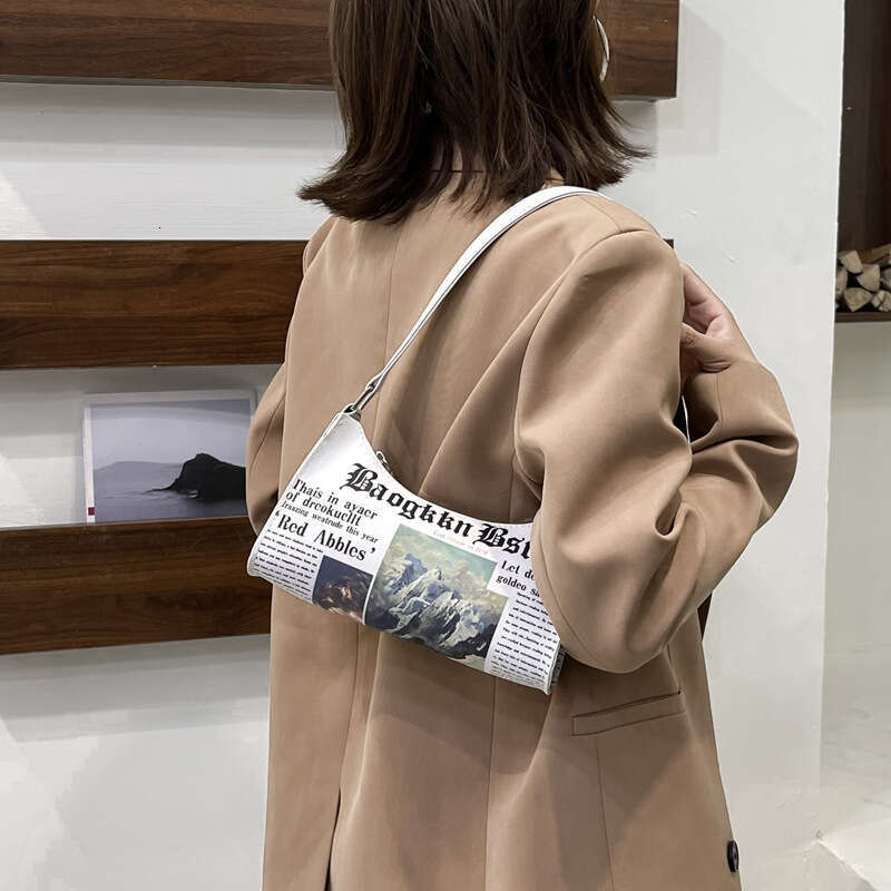 Street Trendy 2021 New Newspaper Printed Women's Personalized Fashion Small Square Single Shoulder Crossbody Bag