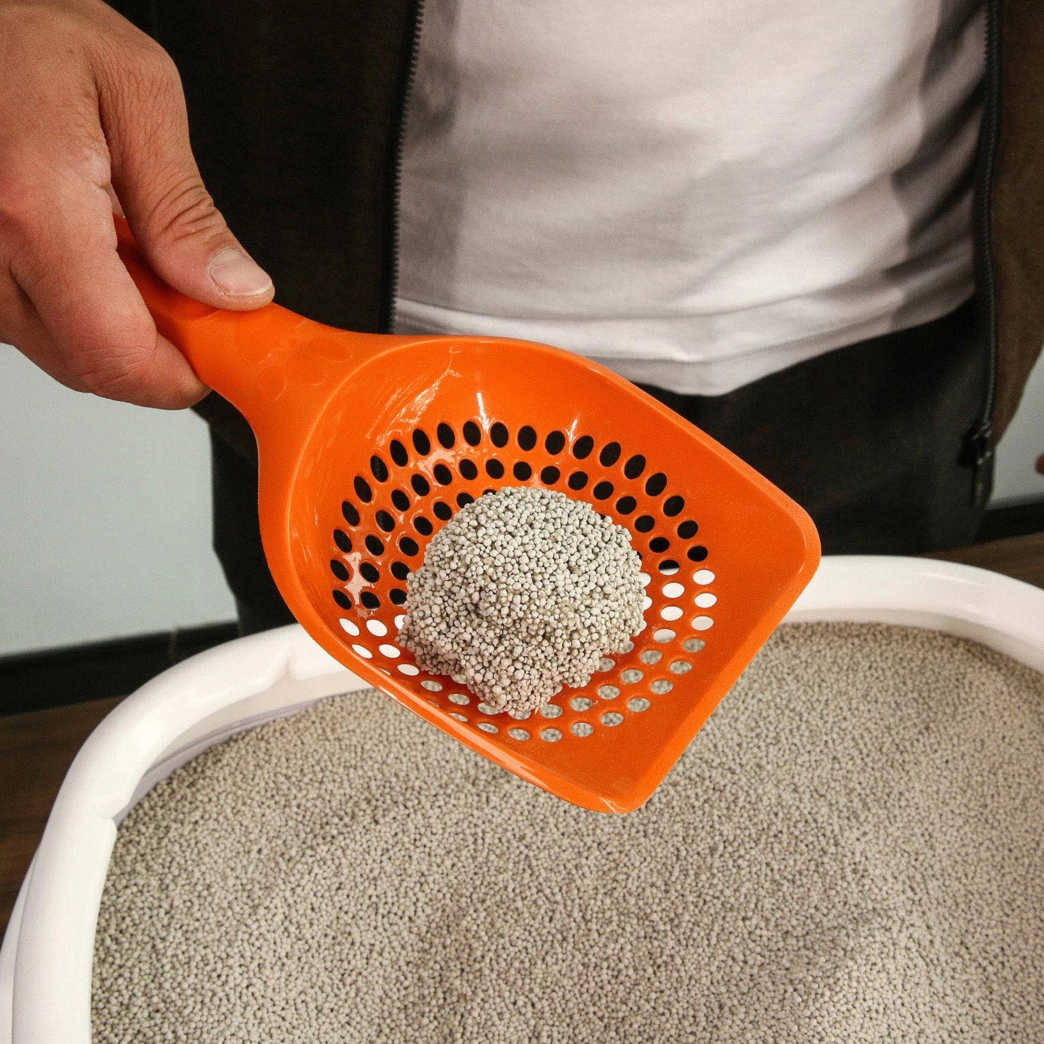 ODM OEM Low Dust Fast Agglomerated Deodorizing Bentonite Cat Litter Wholesale China Bulk Cat Litter Supplier