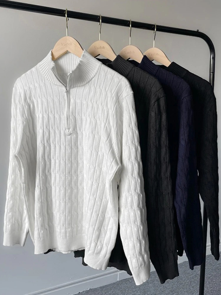 Twill jacquard knitted polo shirt mens long sleeved lapel zipper slim fit sweater mens casual solid color texture sweater top 241126