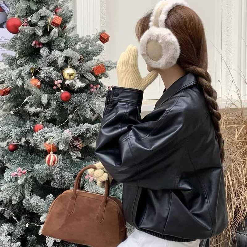 Women Wool Earmuffs Solid Plush Warm Outdoor Skiing Cycling Windproof Cold-Proo Ffluffy Ear Muffs Women Men Earfl WinterXJ241126