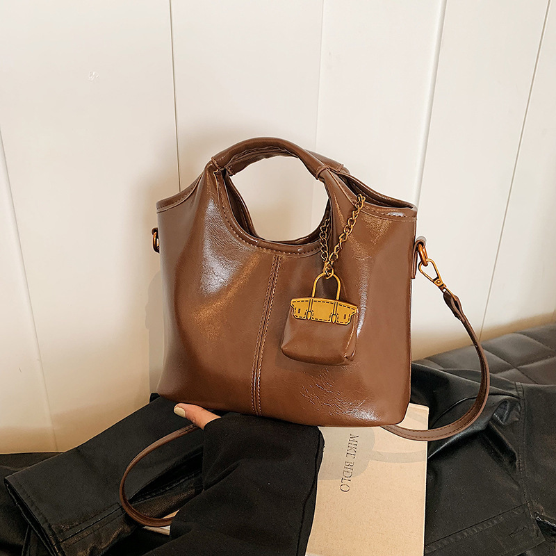 High End Bucket For Bags Handbags Women Autumn And Winter Versatile Fashion Commuting Shoulder Bag Designer