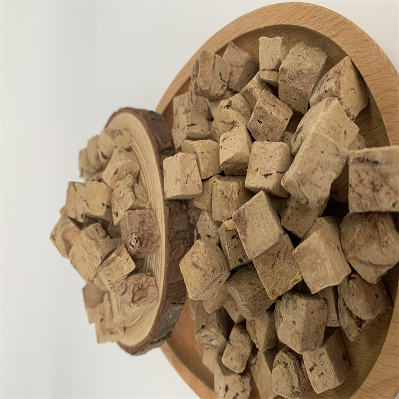 Freeze Dried Chicken Cube Hot Sale Cat Dog Treats Cat Grass Snacks No Additives
