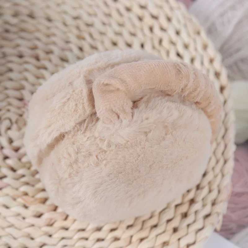 Winter Women Soft Plush Ear Warmer Warm Earmuffs Fashion Solid Color Cute Earfl Outdoor Cold Protection Ear-Muffs Ear CoverXJ241126