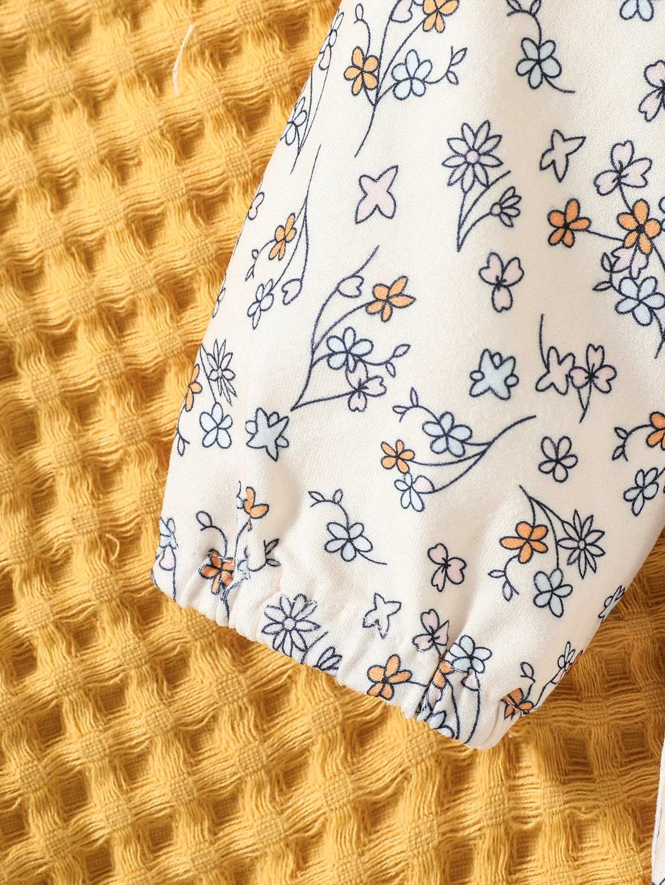 Clothing Sets Infant Baby Girls Skirt Set Autumn Long Sleeve Floral Printed Two-piece +Bow hair accessories H241126