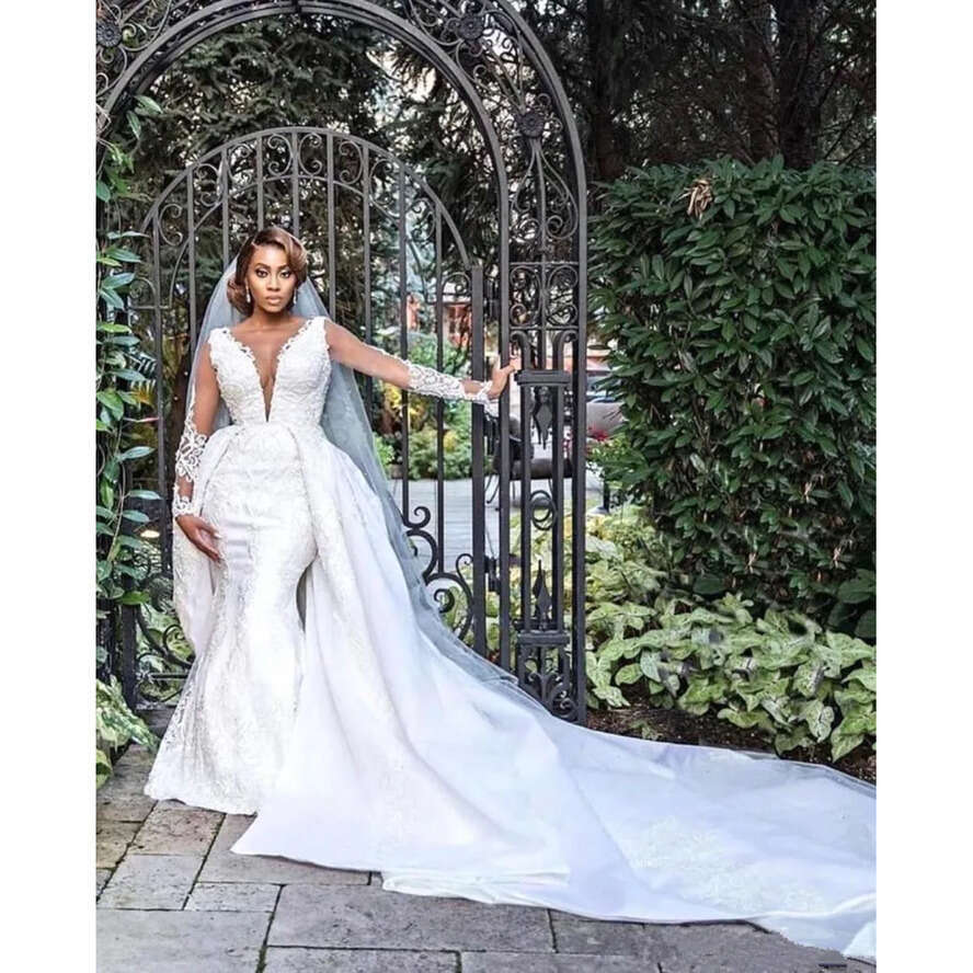 Mermaid Wedding Dresses With Detachable Over Skirts Lace Applique Beaded Long Sleeve Plus Size Bridal Gowns Bc2898