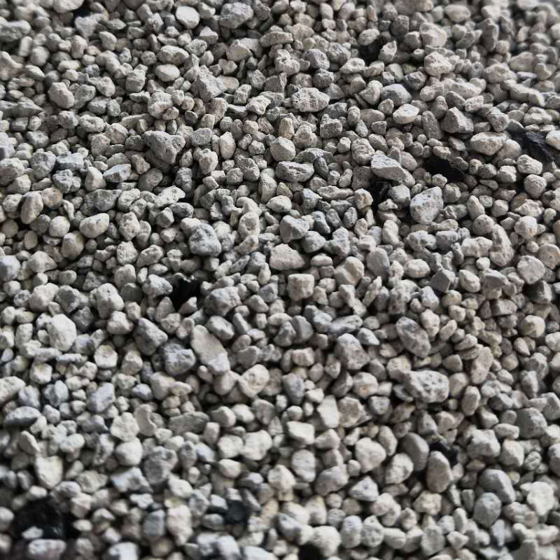 Natural And Strong Clumping Crushed Bentonite Cat Litter With Unscented Long Lasting Odour Control No Dust