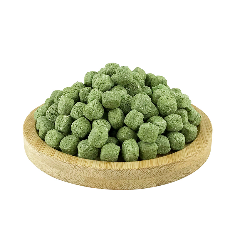 High Quality Freeze dried cat grass pellets cat snack chicken small particles kitties cat hairballs removal wholesale