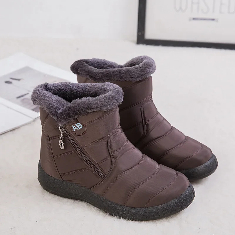Winter womens thick soled ankle boots womens waterproof boots fashionable womens shoes solid color womens shoes womens sports shoes 241126