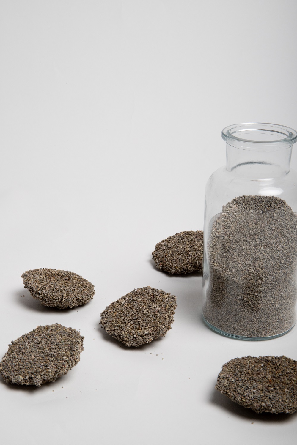 1-2mm Oem Best Pet Cat Litter Suppliers Without Smell Cleaning Light Mineral cat litter deodorant Bentonite