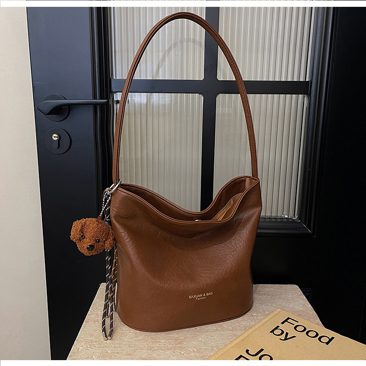 Autumn And Winter Super Popular Bags For Women New Versatile Single Shoulder Armpit Bag, Hand-held Bucket Bag Designer Handbags