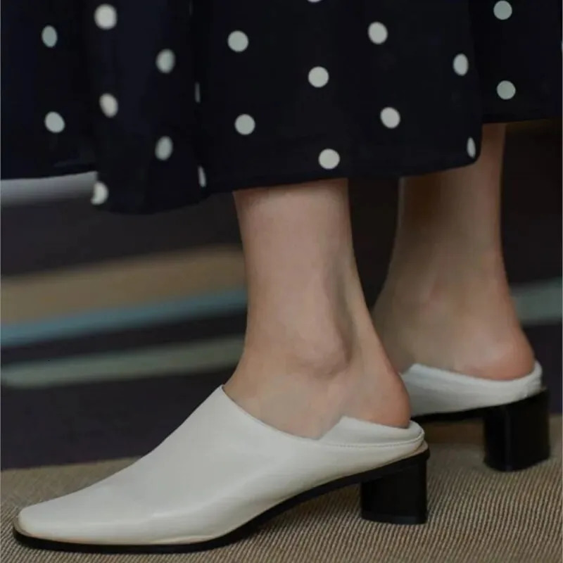 Dilalula 2024 slip-on Genuine Leather Women Pumps Square Toe Med Thick Heels Soft Upper Pumps Office Ladies Dress Shoes 241126