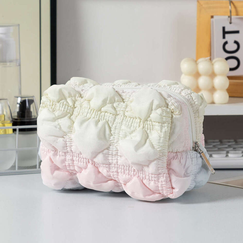 New Bubble Grid Makeup for Women, Handheld, Portable, Square, Waterproof, Cute, Travel, Toilet and Storage Bag