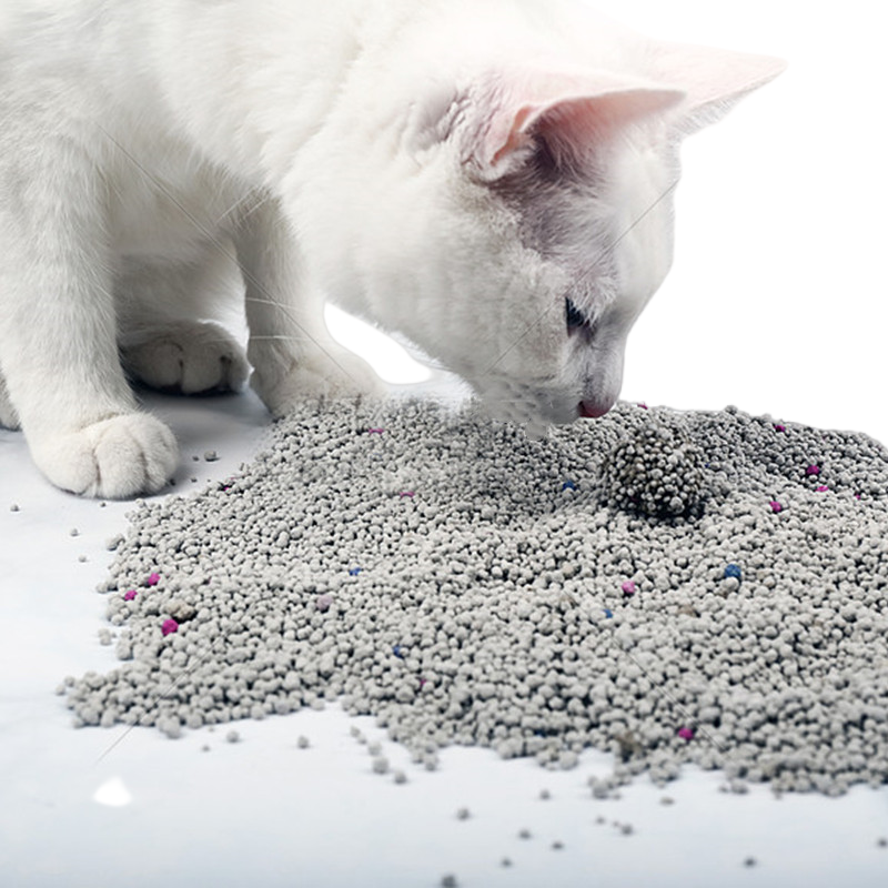 Wholesale of high-quality pet products in bulk, mixed with swollen potato and cat litter