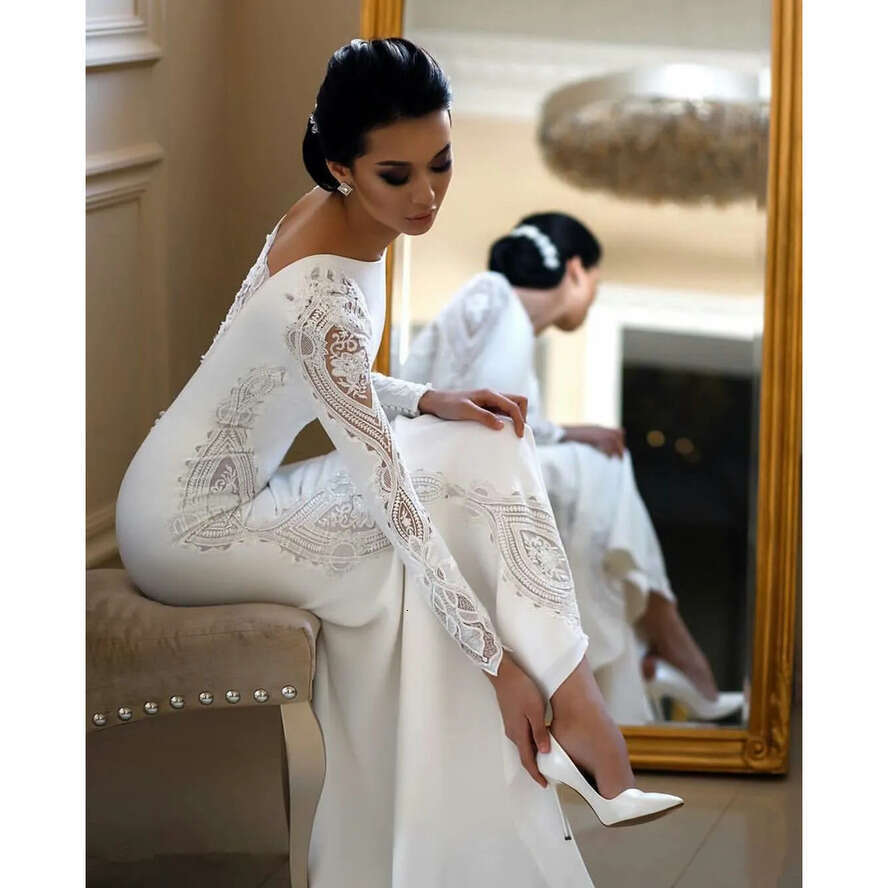 Modest Satin Mermaid Dresses Long Sleeves Lace Applique Beaded Sweep Train Boho Wedding Dress Bridal Gowns Plus Size