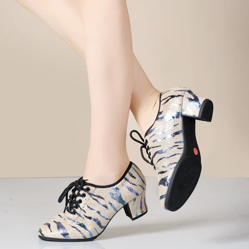 XIHAHA Fashion Women Ballroom Dance Shoes Woman Tango Latin Dancing Soft Bottom Shoes Girls Wedding Party Dance Shoes Sneaker 241126