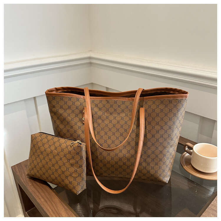 2024 Autumn High end Western Style 100 Handheld for Women's Work Commuting Large Capacity Leisure Tote Bag