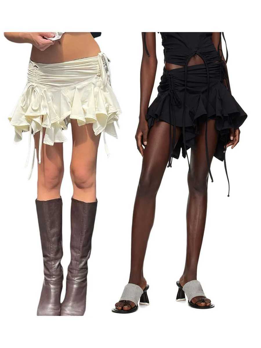 Skirts Irregular leather womens solid black beige brushed lace up pleated mini leather womens summer fashion short skirt Y240420