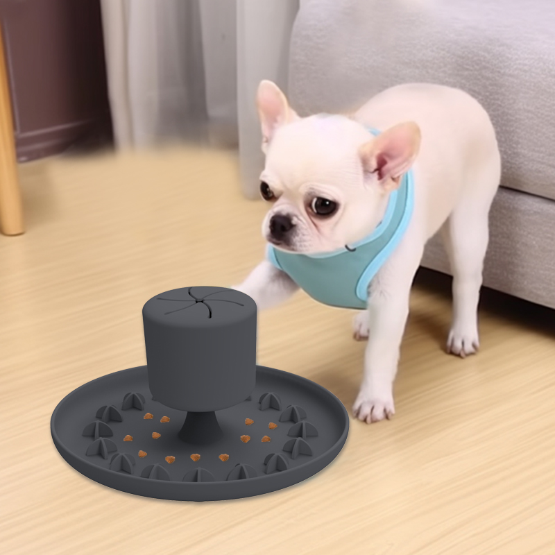 Custom Silicone Pet Slow Feeder Mat Pet Puzzle Toys Dog Lick Mat Pad Eat and Play Dog Food Mat