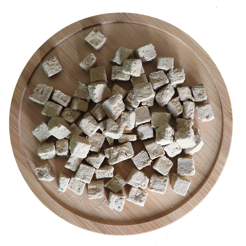 China Pet Treats Freeze-Dried Chicken Dice Natural Cat Grass Snacks 100% Chicken meat