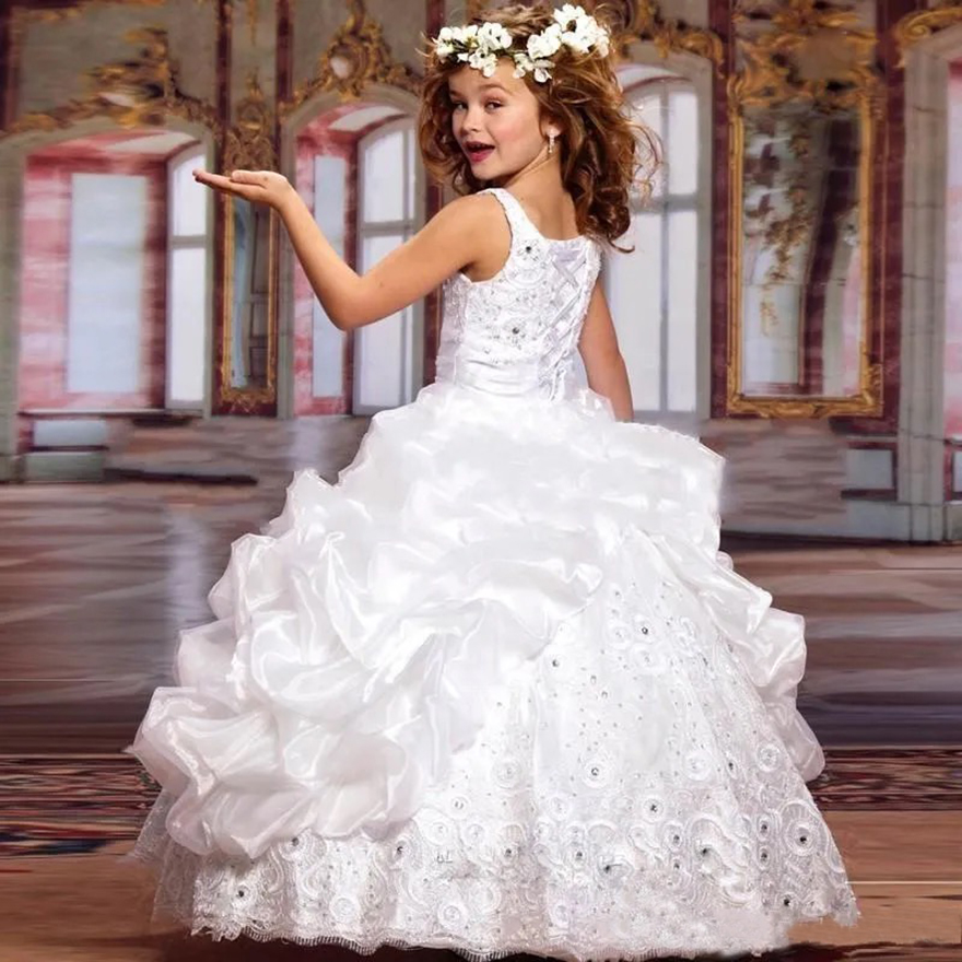 2024 Lovely Red Girls Pageant Dresses for Teens Princess Ball Gown Sparkly Beads Lace Embroidery Kids Birthday Party Gowns
