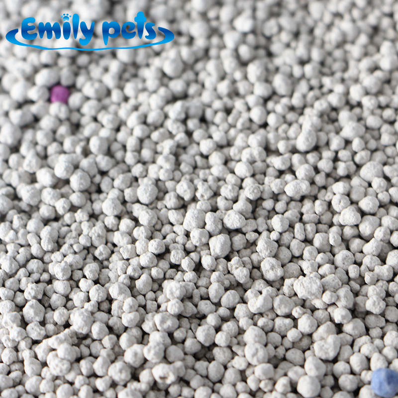Cat cleaning clumping bulk cat litter